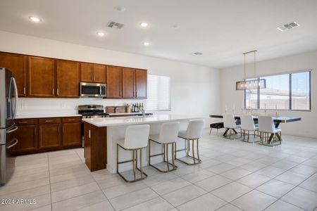 New construction Single-Family house 8027 West Northview Avenue, Glendale, AZ 85303 - photo 6 6