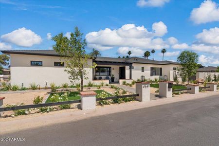 New construction Single-Family house 4501 E Cheery Lynn Road, Phoenix, AZ 85018 - photo 2 2