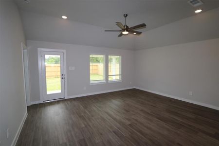 New construction Single-Family house 17307 Silver Birch Court, New Caney, TX 77357 Freestone - photo 11 11