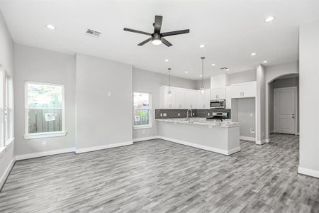 New construction Single-Family house 3829 Seabrook Street, Houston, TX 77021 - photo 13 13