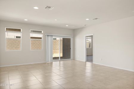 New construction Single-Family house 5770 E Clandestine Drive, San Tan Valley, AZ 85140 - photo 9 9