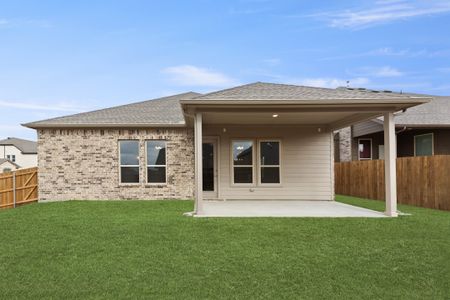 New construction Single-Family house 2233 Burning Bush Lane, Waxahachie, TX 75167 - photo 28 28