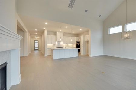 New construction Single-Family house 2232 Offerande Drive, Fort Worth, TX 76008 Brynlee IV A- photo 2 2