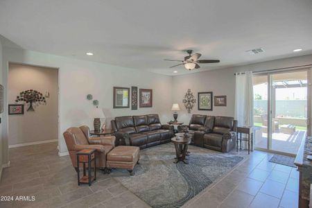 New construction Single-Family house 8747 W San Juan Avenue, Glendale, AZ 85305 - photo 15 15