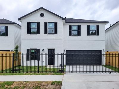 New construction Single-Family house 4817 Eastland Street, Houston, TX 77028 - photo 1 1