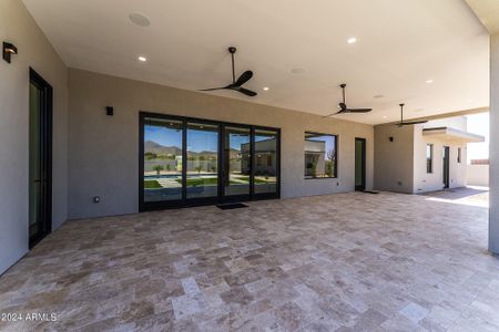 New construction Single-Family house 12560 E Cochise Drive, Scottsdale, AZ 85259 - photo 11 11