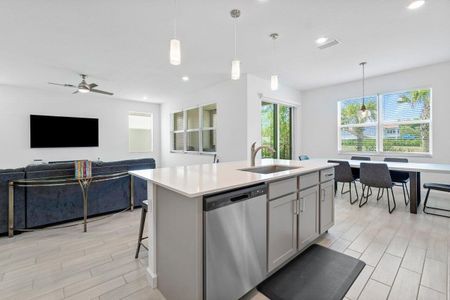 New construction Single-Family house 4315 Sylvester Palm Drive, Delray Beach, FL 33445 - photo 4 4