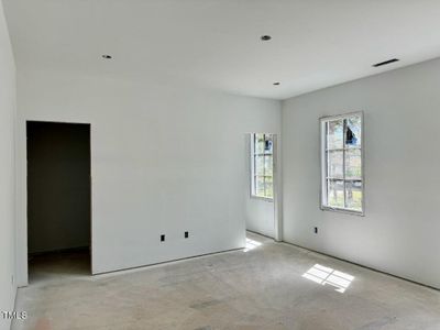 New construction Single-Family house 5024 Lakemont Drive, Raleigh, NC 27609 - photo 14 14