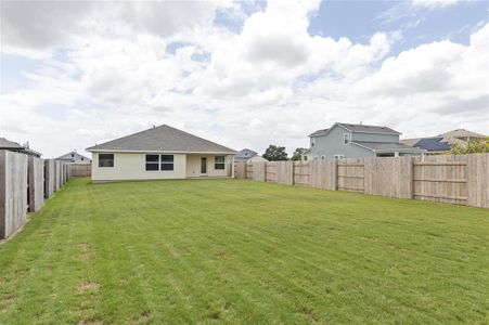 New construction Single-Family house 133 Wagon Spoke Way Way, Liberty Hill, TX 78642 - photo 27 27