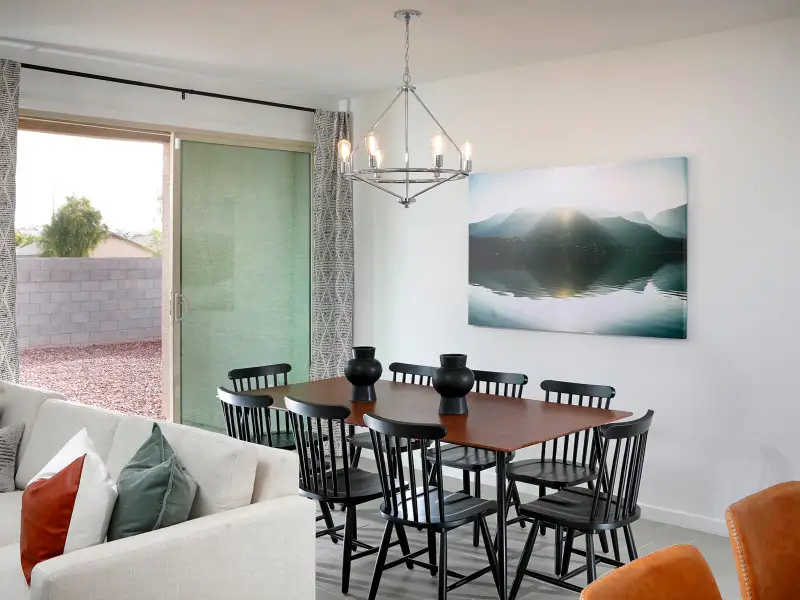 Leslie dining room as modeled at Copper Ridge.