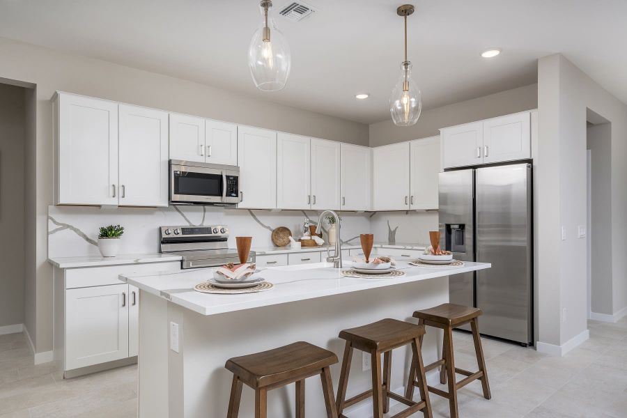Kitchen | Sabino | Bentridge – Canyon Series | New Homes in Buckeye, AZ | Landsea Homes