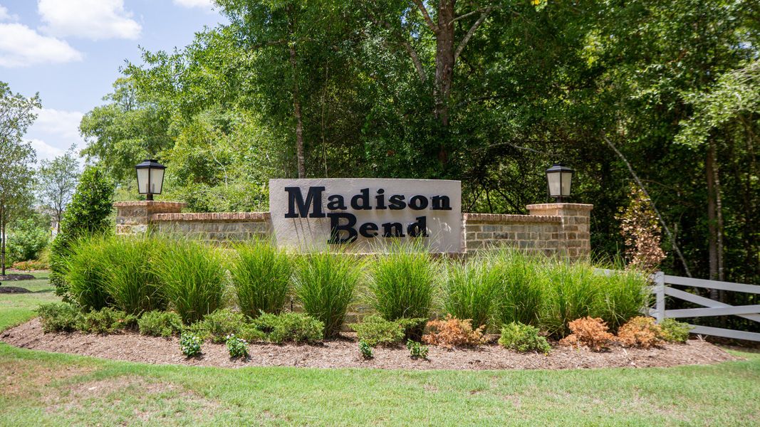 Madison Bend by Legend Homes in Conroe - photo