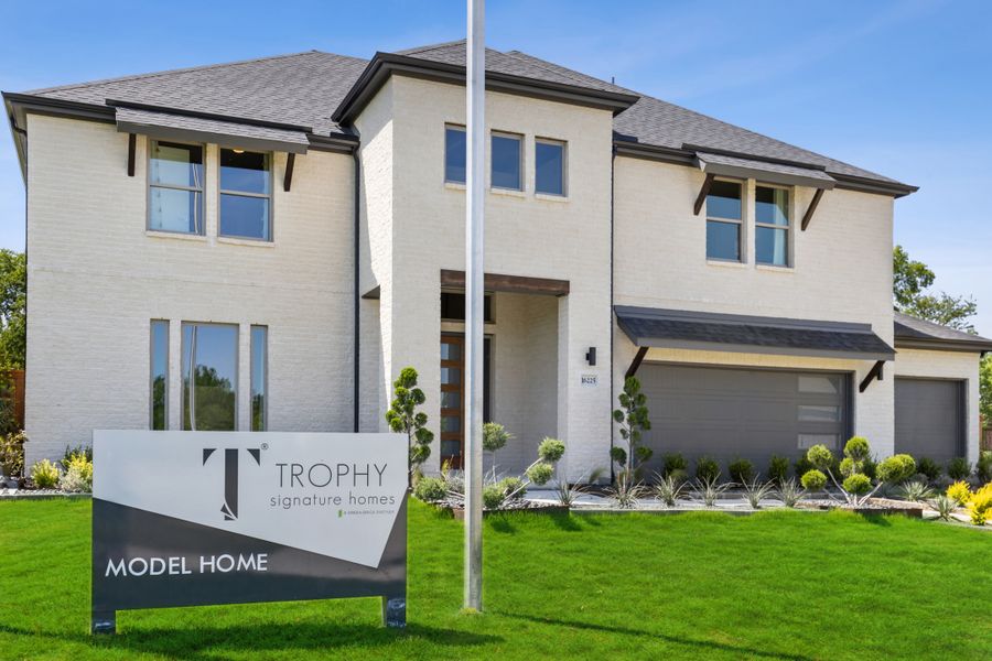 Bretton Woods by Trophy Signature Homes in Frisco - photo