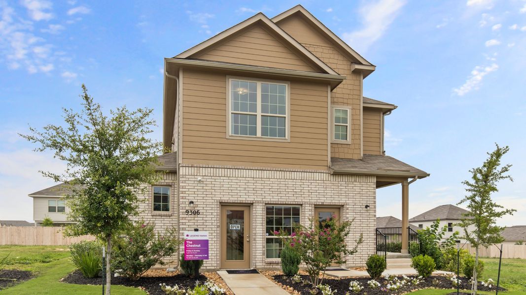 Somerset Trails Model Home Exterior