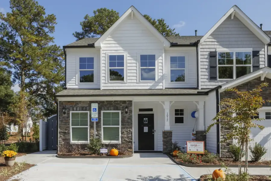 Dogwood Pointe Townhomes by Eastwood Homes in Durham - photo