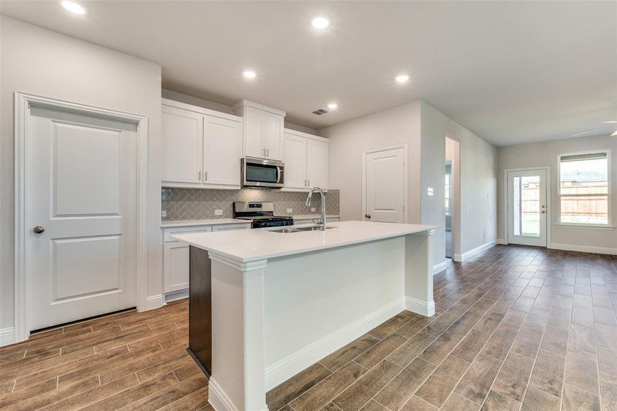 Kitchen island