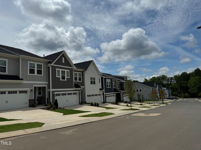 Barlow streetscape