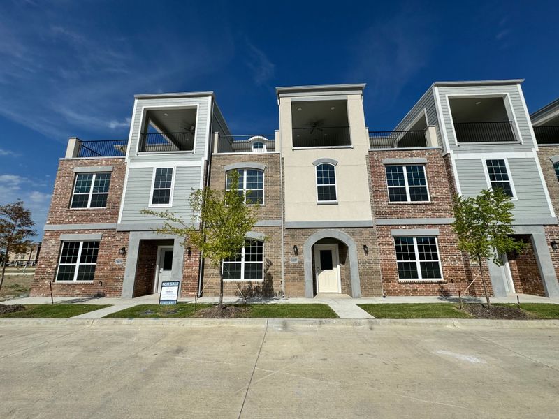 Grand Prairie Townhomes