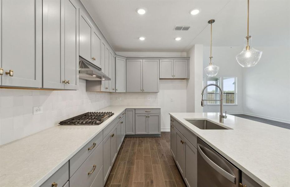 Airy kitchen *real home pictured