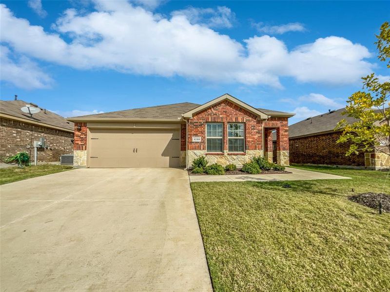 New construction Single-Family house 4720 Salers Way, Forney, TX 75126 - photo