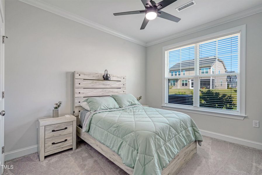 1st Floor Guest Bedroom