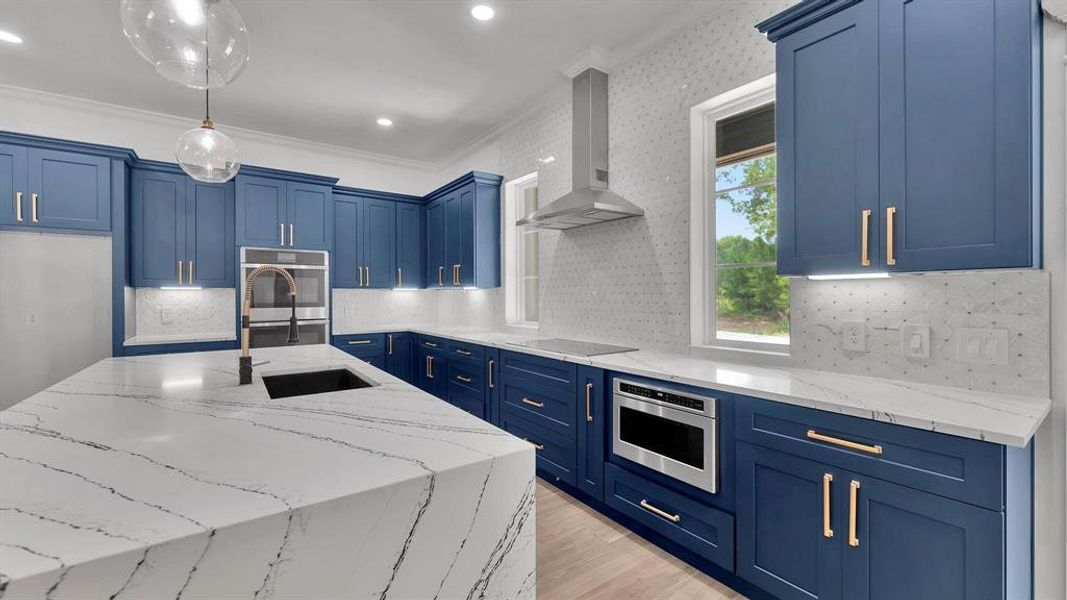 Plenty of cabinet space in this chefs kitchen.