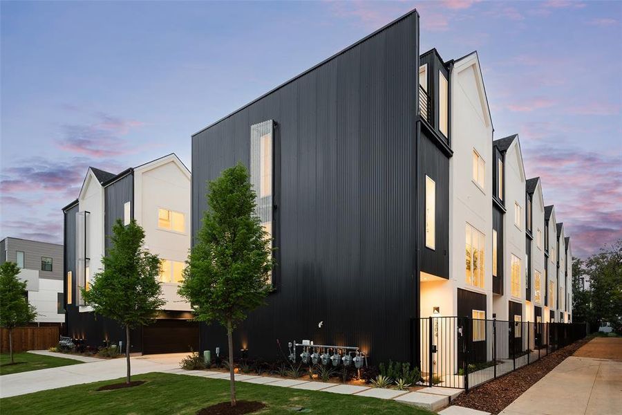 New construction Townhouse house 2204 Aarhus Way, Dallas, TX 75204 - photo