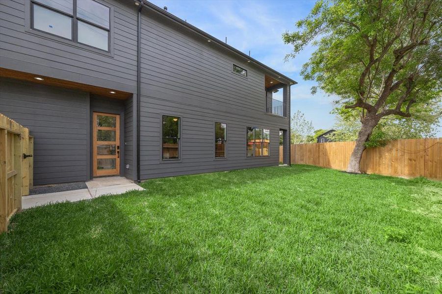 "MLS Listing: Expansive backyard retreat, perfect for outdoor living and entertaining.