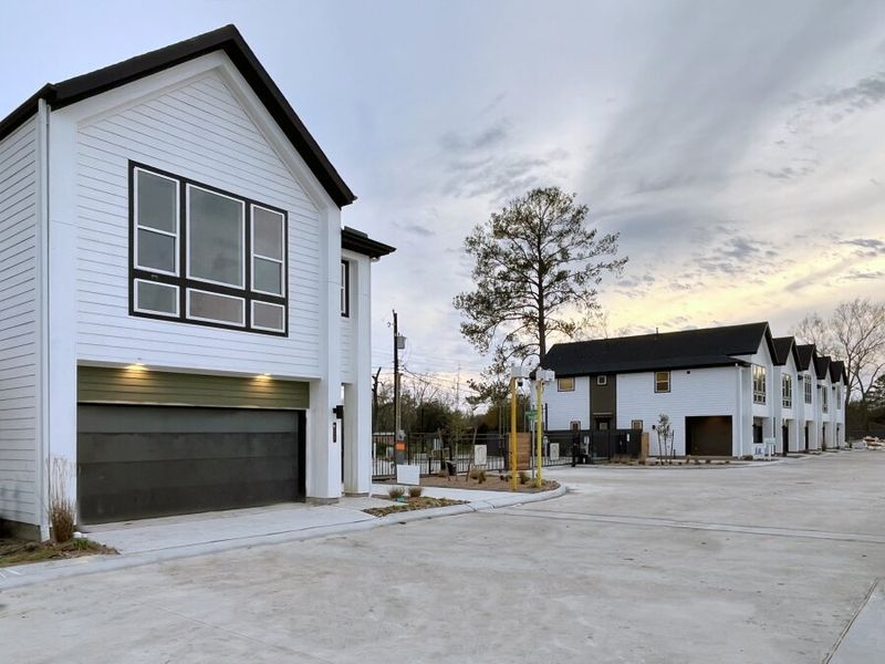 New construction Single-Family house 9263, 1208 Highland Square Lane, Houston, TX 77091 - photo