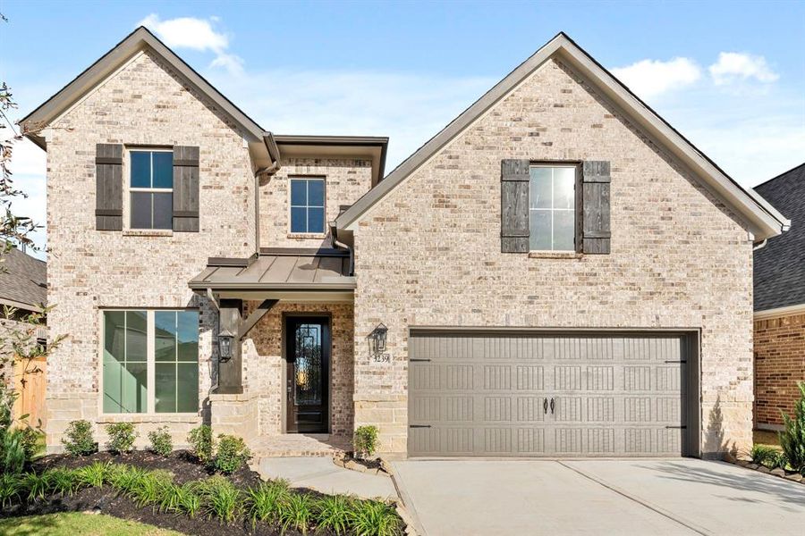 MOVE IN READY!! Westin Homes NEW Construction (Davenport, Elevation A)Two story. 4 bedrooms. 3.5 baths.