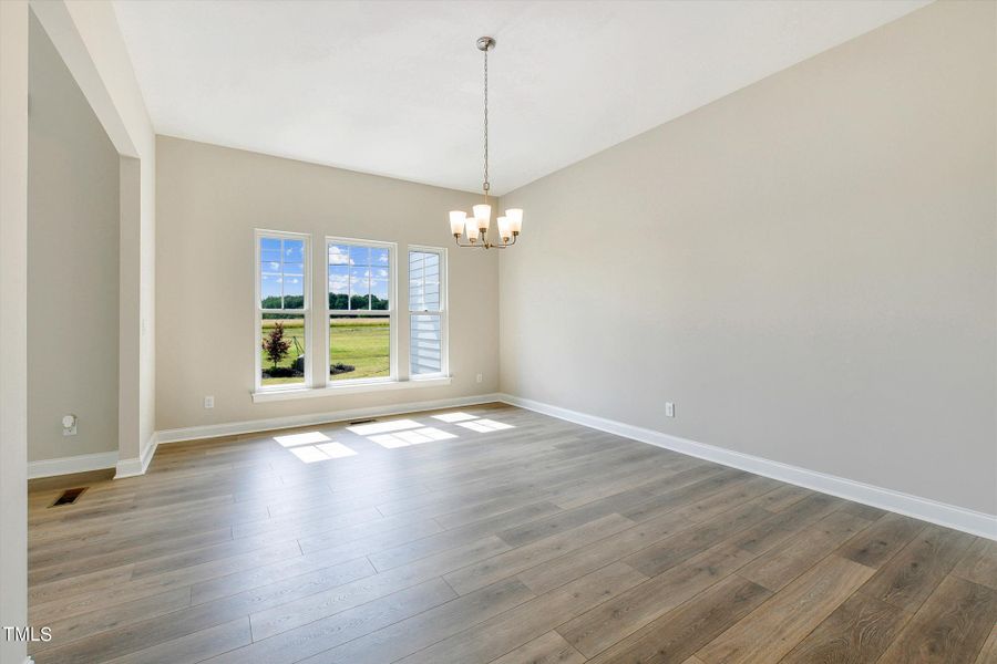 main level-dining room