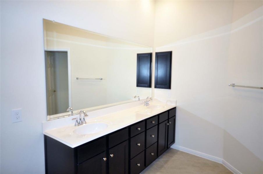 Dual Vanities and yes, Medicine Cabinets are still standard at Cervelle Homes.