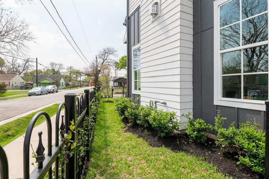 Side yard,  back yard space and a front yard.  End unit giving you maximum light and showcases your home.