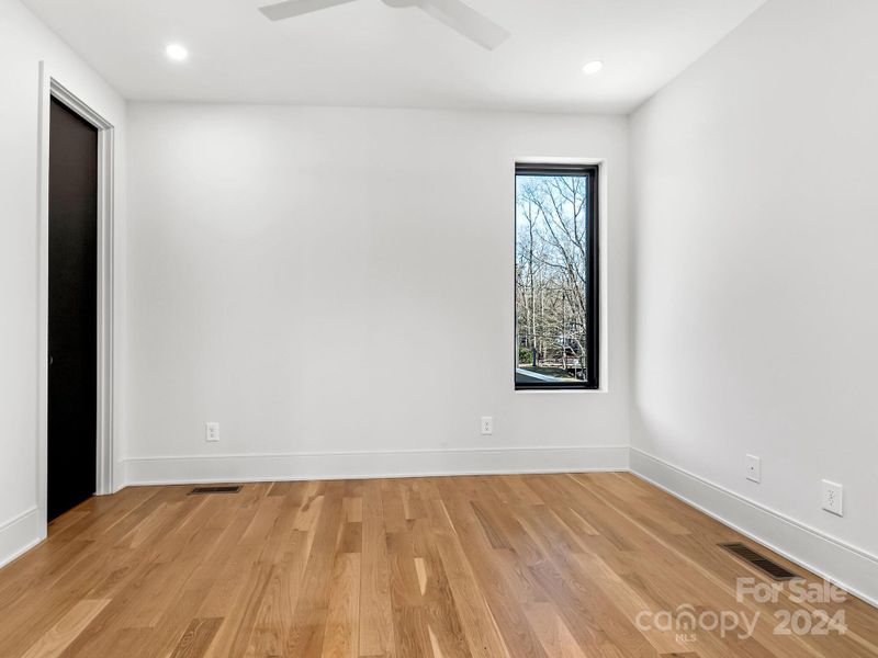 Bedroom #5 in Carriage House