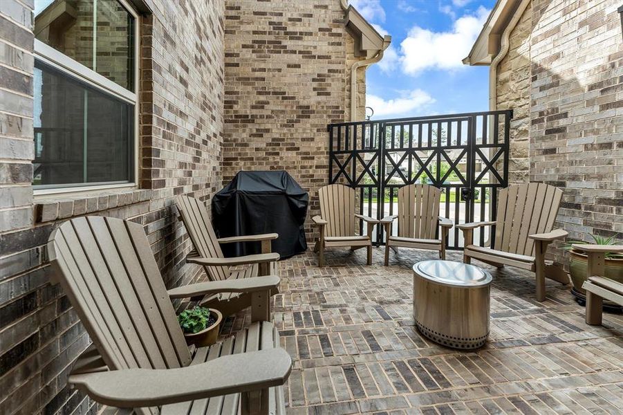 Beautiful and spacious gated courtyard