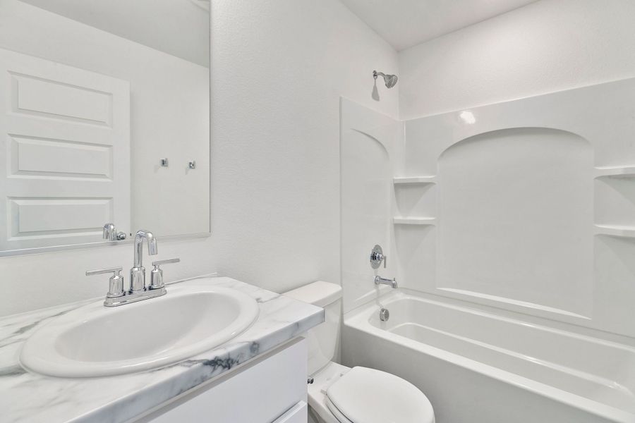 812 - Silvercliff Townhome Bathroom