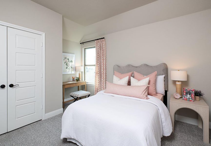 Bedroom 4 | Concept 3135 at Oak Hills in Burleson, TX by Landsea Homes