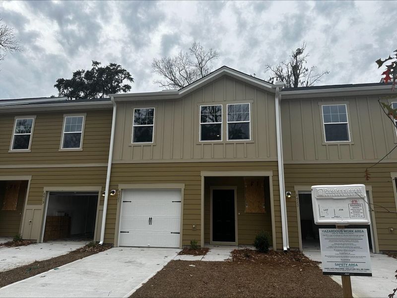 New construction Townhouse house 8421 Hidden Bakers Trace, North Charleston, SC 29418 Tide Homeplan- photo
