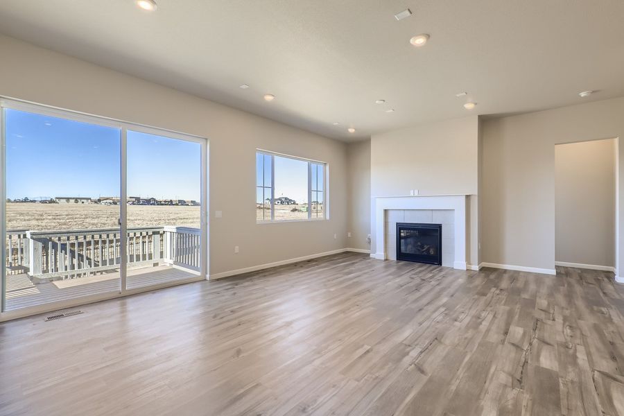 27644 e indore drive aurora co - web quality - 004 - 06 living room