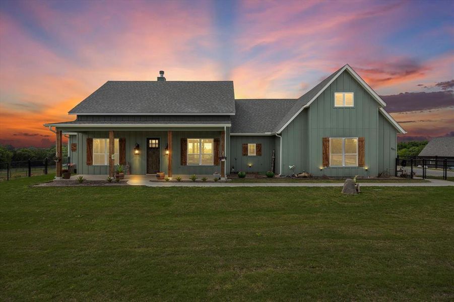 New construction Single-Family house 401 Sharla Smelley, Weatherford, TX 76088 - photo