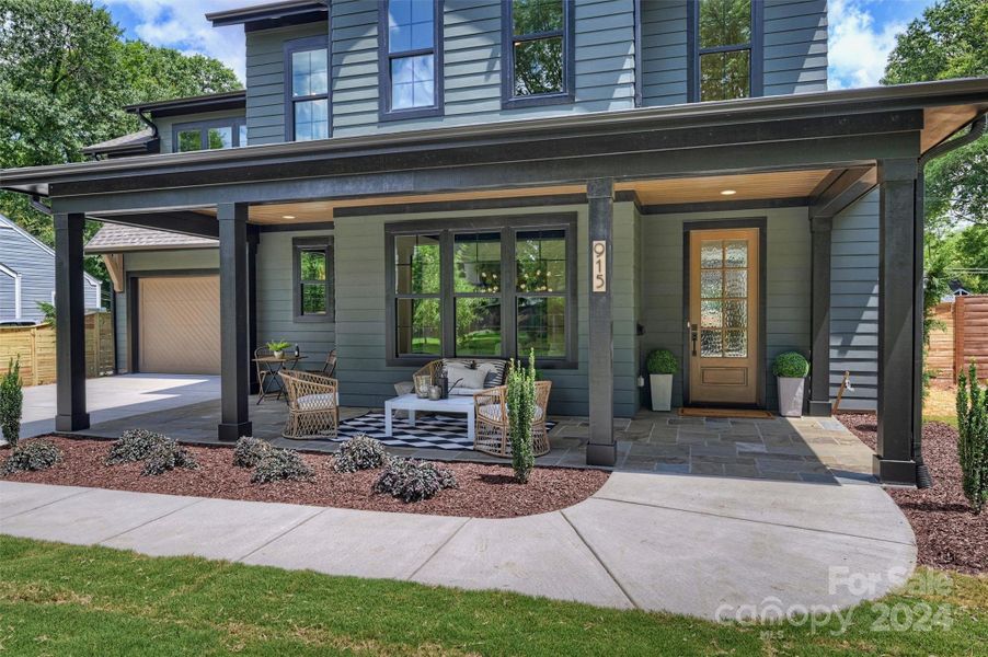 Amazing oversized porch