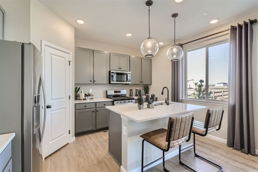 5949 red barn avenue - web quality - 012 - 13 kitchen