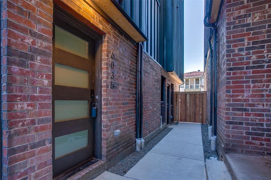 New construction Townhouse house 6039 Lewis Street, Dallas, TX 75214 - photo