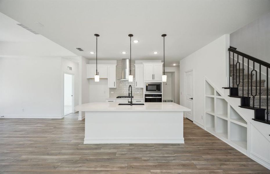 Airy kitchen *real home pictured