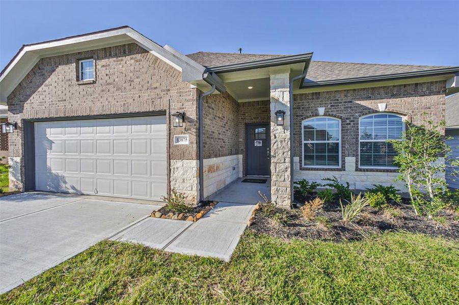 New construction Single-Family house 13075 Clear View Drive, Willis, TX 77318 Gardenside- photo