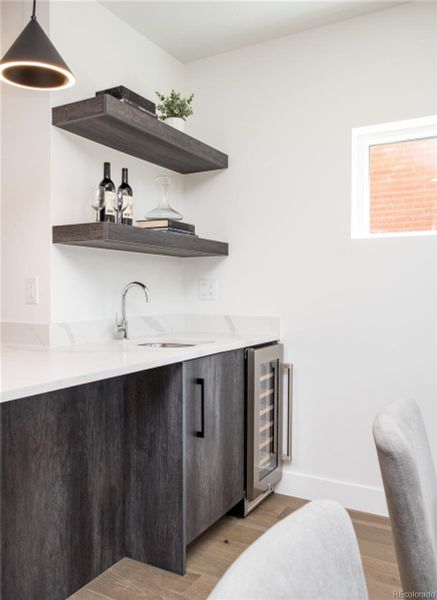 Wet bar & drink cooler in the dining room