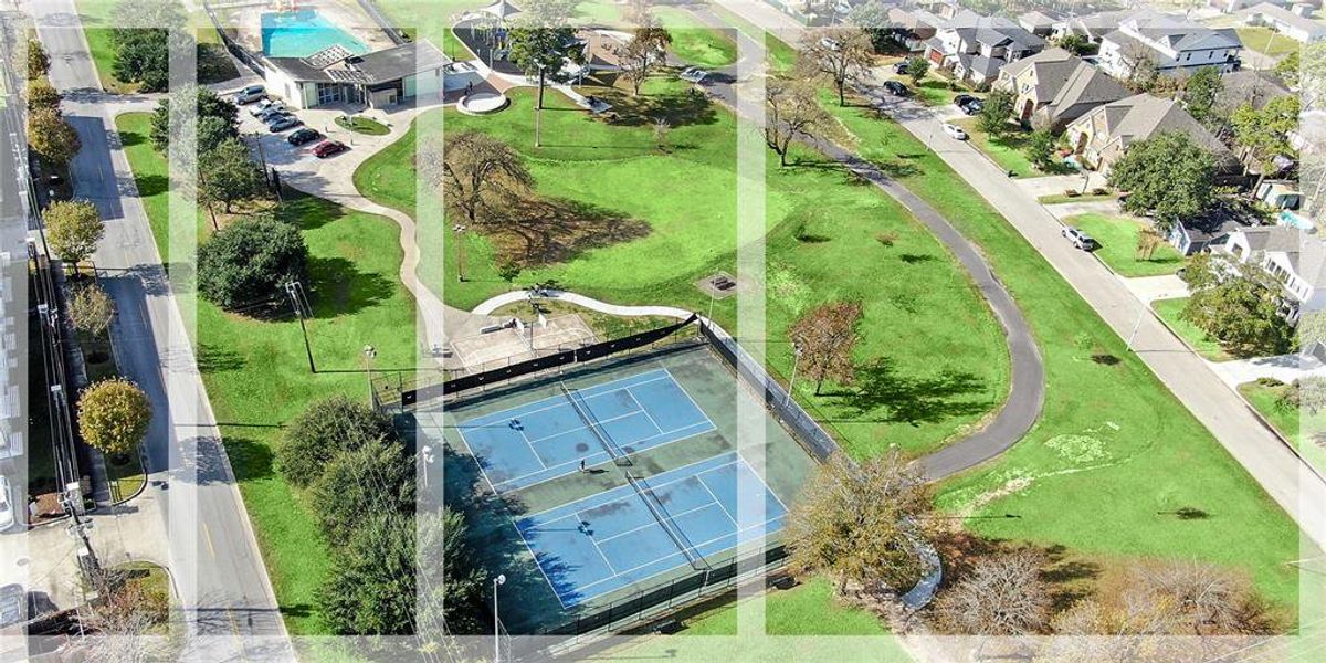 Oak Forest Park offers a variety of things to do for people of all ages. There is a walking trail, tennis courts, playground and community pool. You will also catch local neighbors practicing softball/baseball with their children. Come enjoy all this park has to offer.