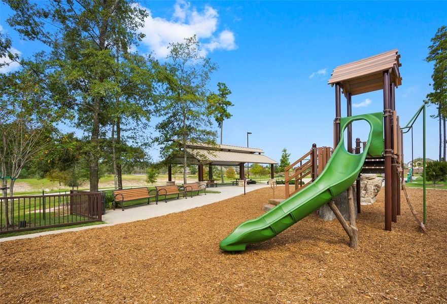 Amenities include a community park, pavilion, pond, lake fountain, pool and recreation center.