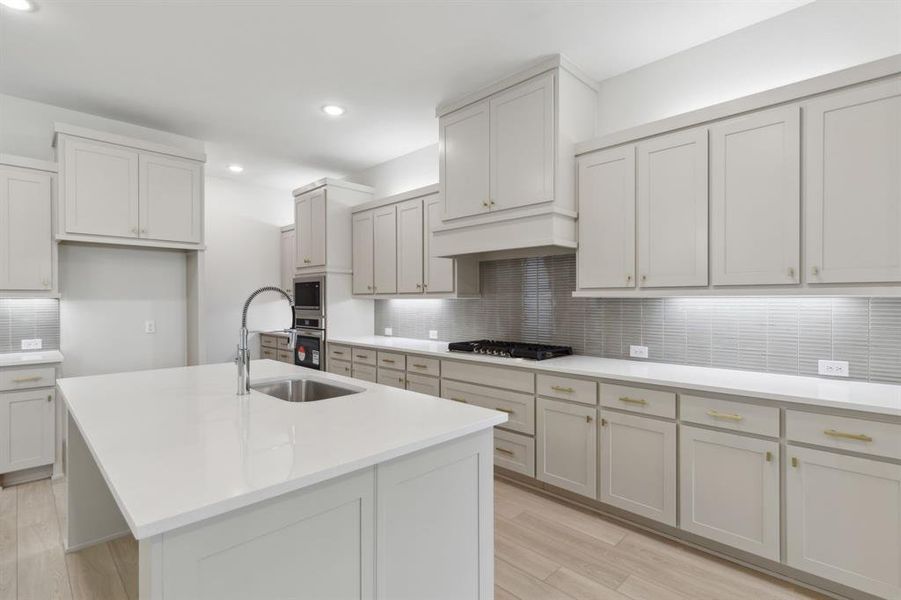 With fantastic storage and prep space, this dream kitchen would make any chef proud to call it their own!