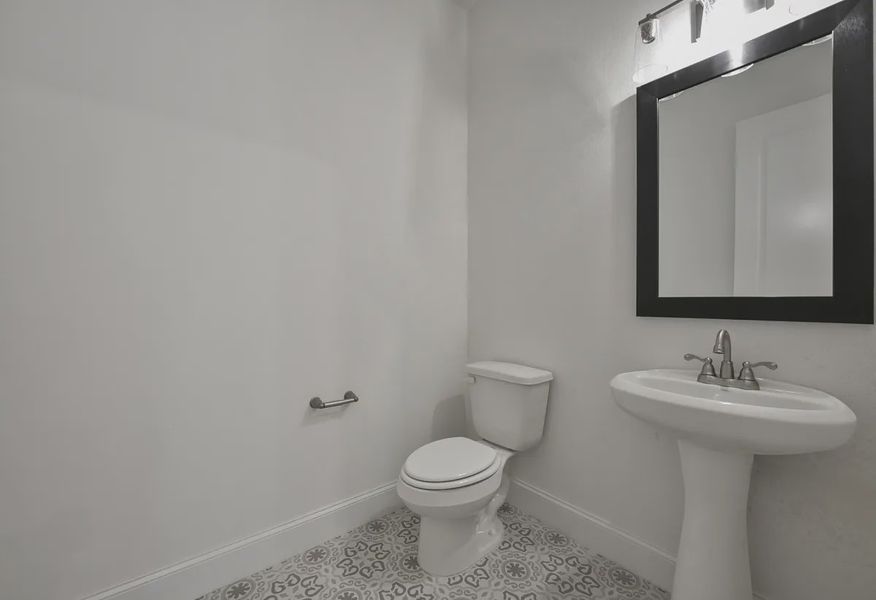 Homesite 3206 powder room - 22 of 24